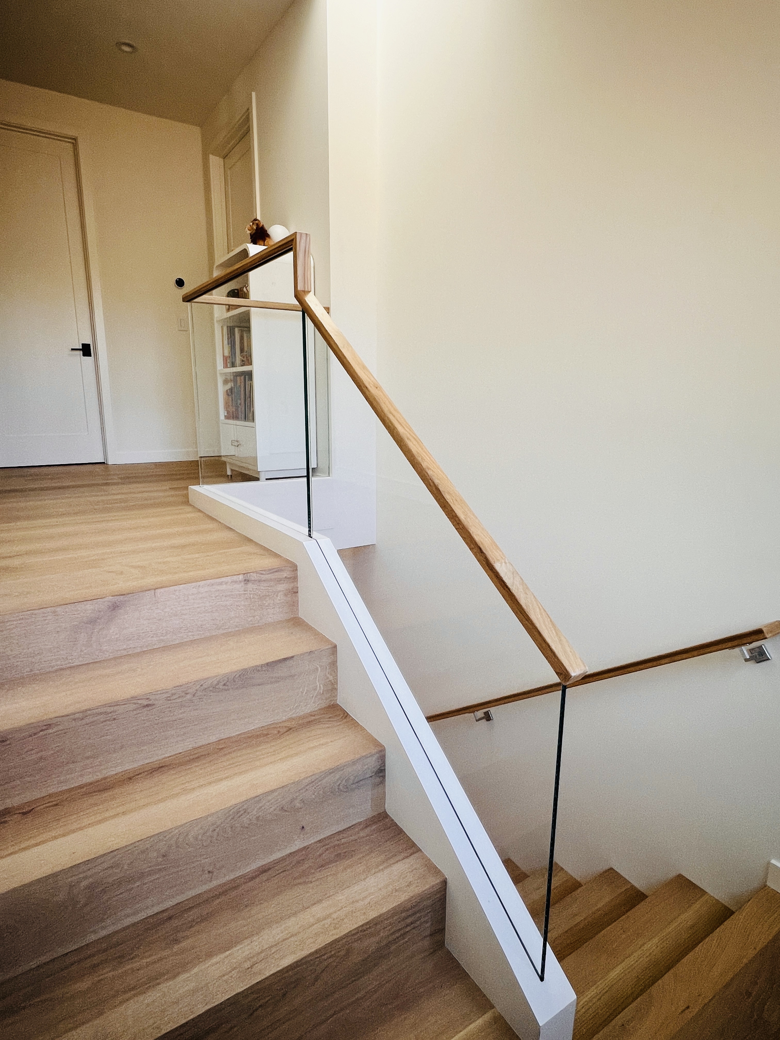 Prefinished Guard Railing Hidden Base Rail Guard Railing | Vantage Stairs & Railing