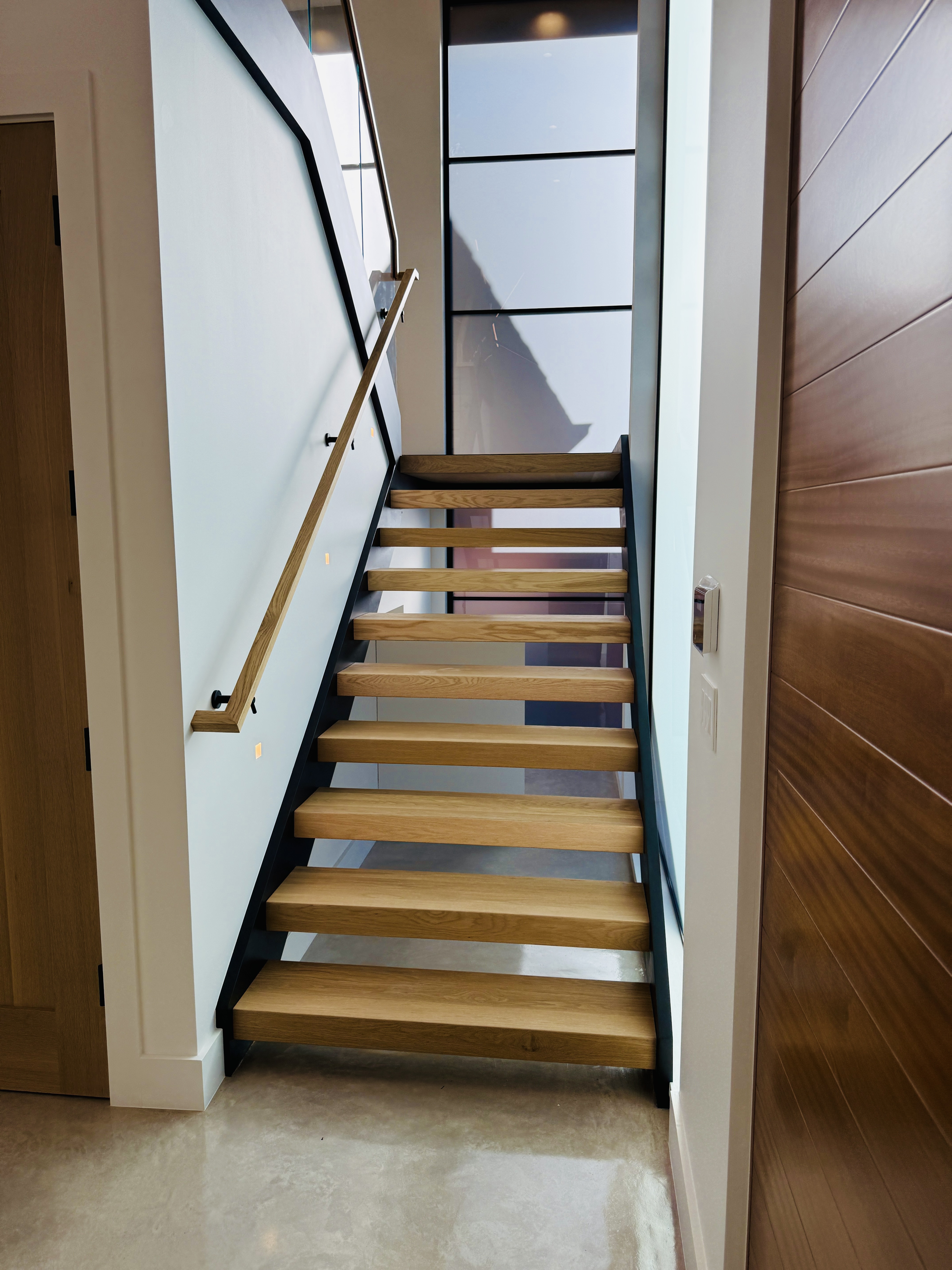 Duo Railing Floating Staircase with Glass Railing | Vantage Stairs & Railing