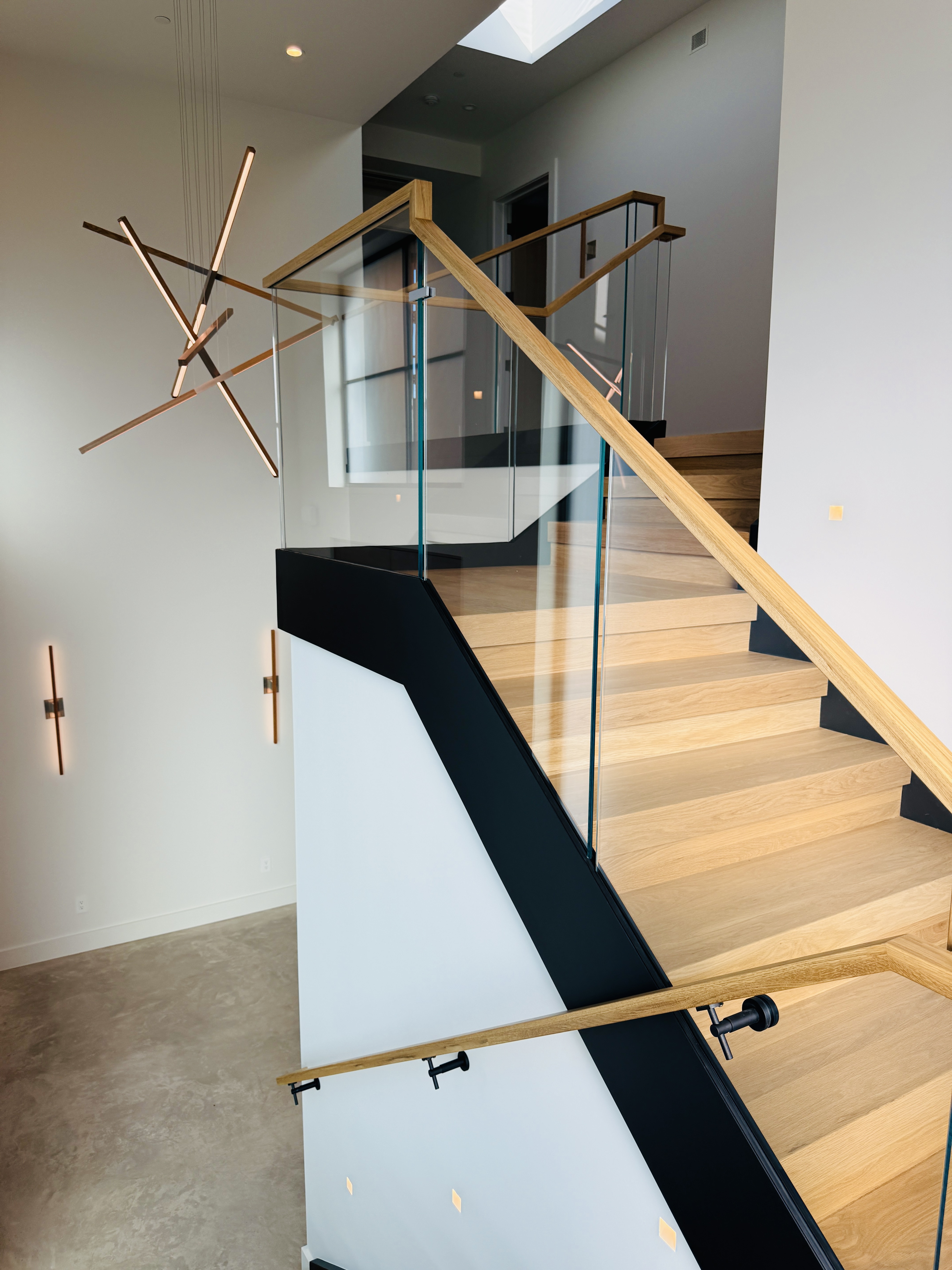 Duo Railing Floating Staircase with Glass Railing | Vantage Stairs & Railing