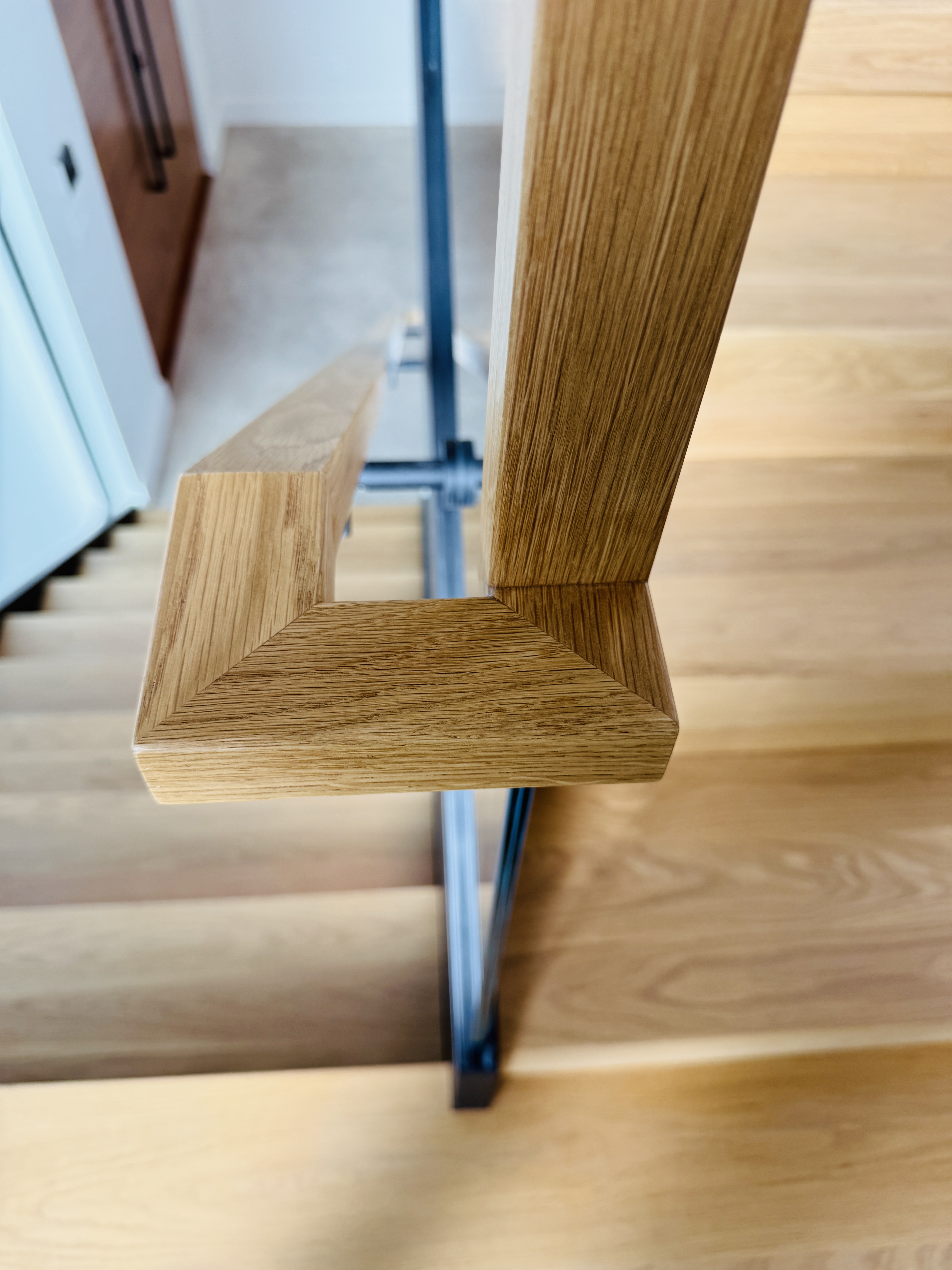 Duo Railing Floating Staircase with Glass Railing | Vantage Stairs & Railing
