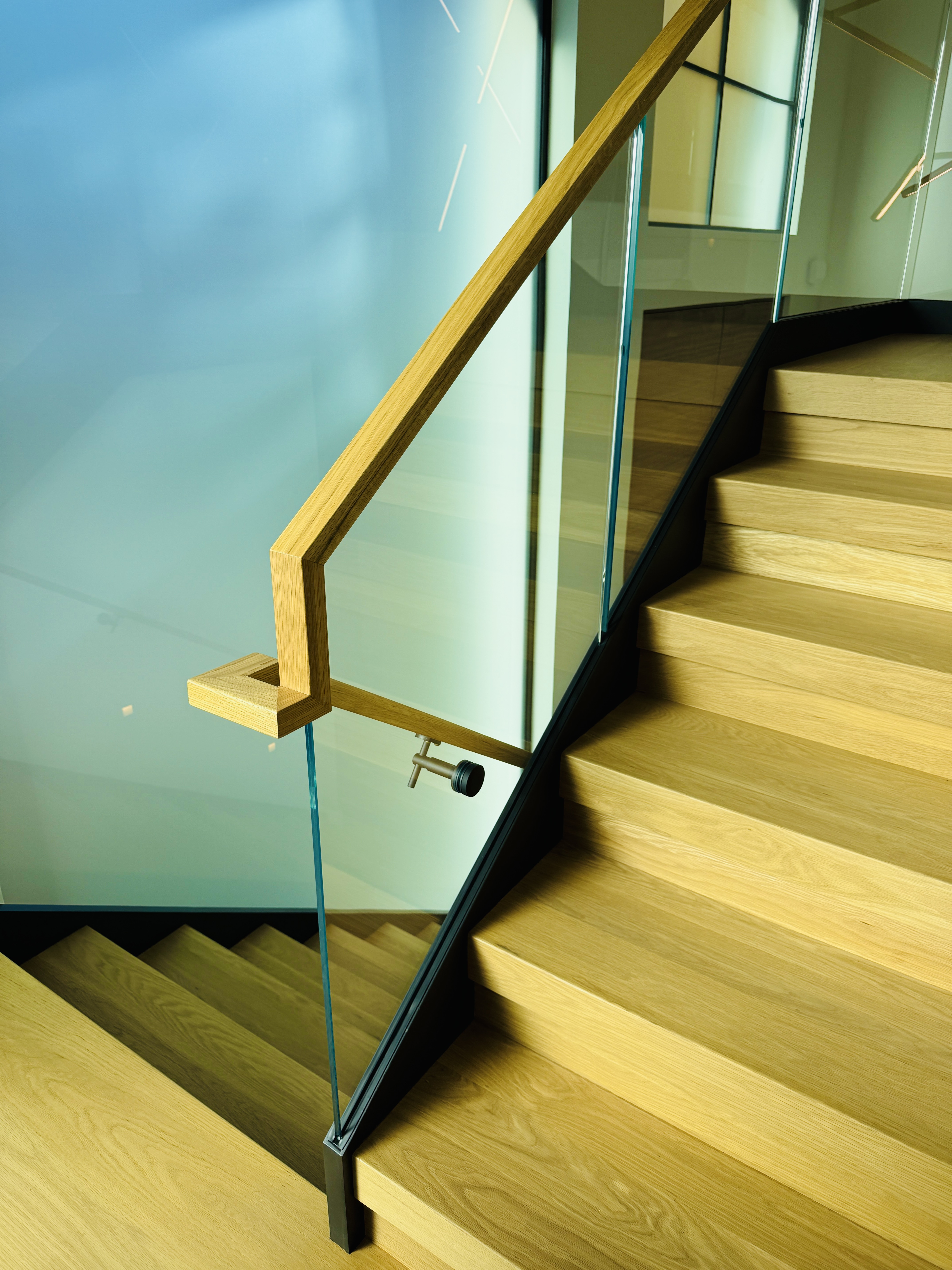 Duo Railing Floating Staircase with Glass Railing | Vantage Stairs & Railing