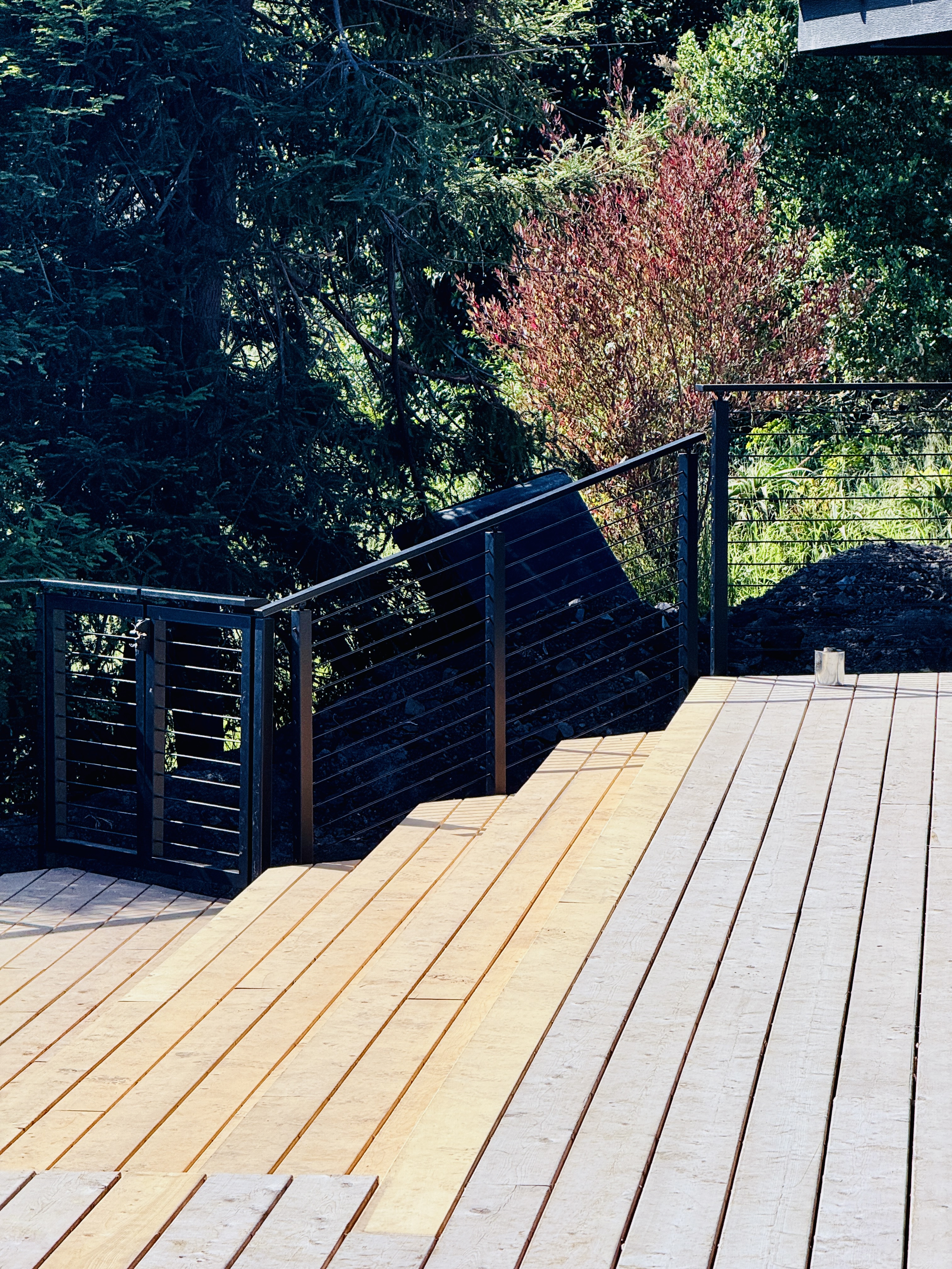 Rod Raling Exterior Rod Railing Overlooking Pacific Ocean | Vantage Stairs & Railing