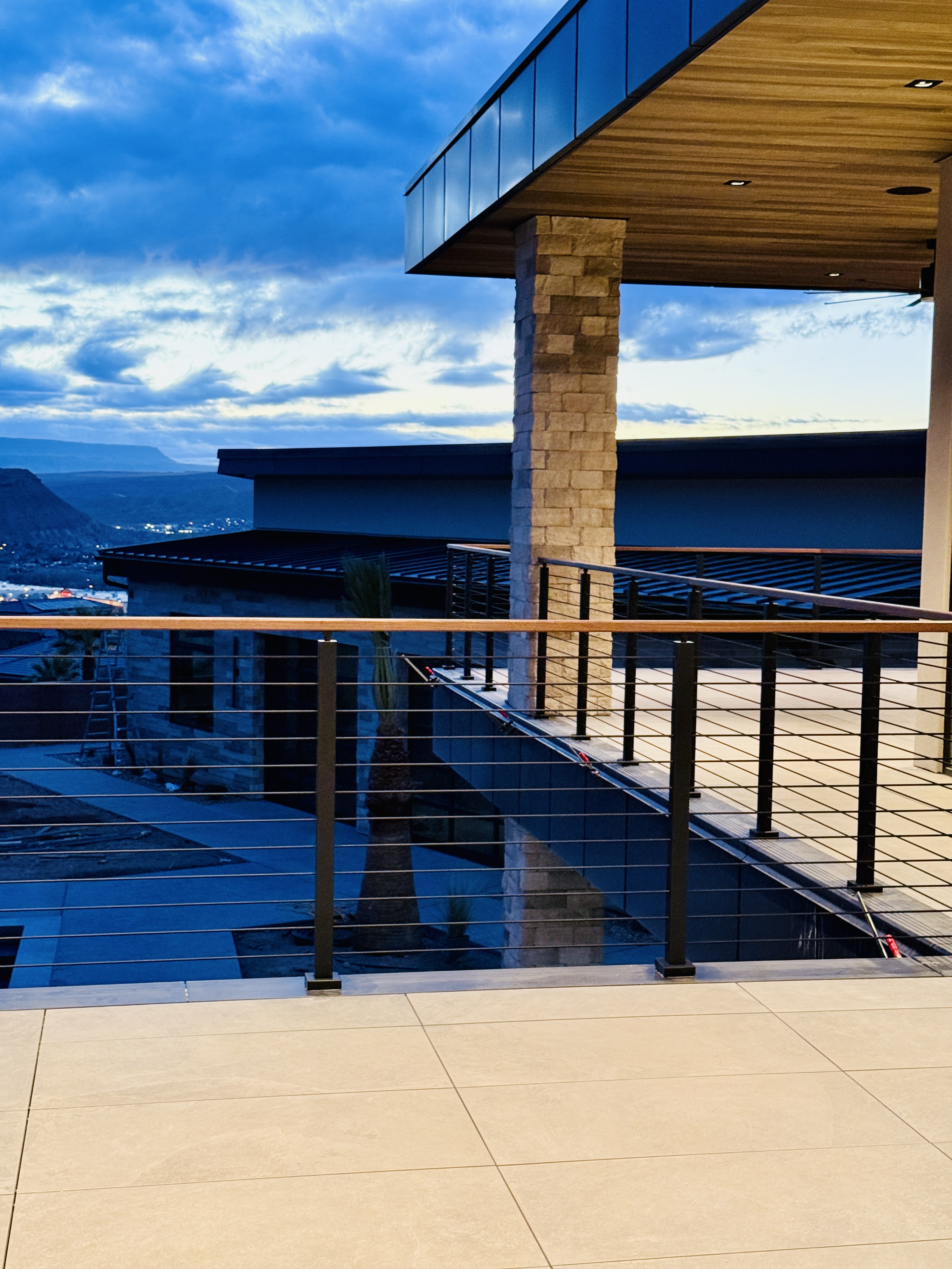 Rod Railing Systems Exterior Rod Railing | Vantage Stairs & Railing